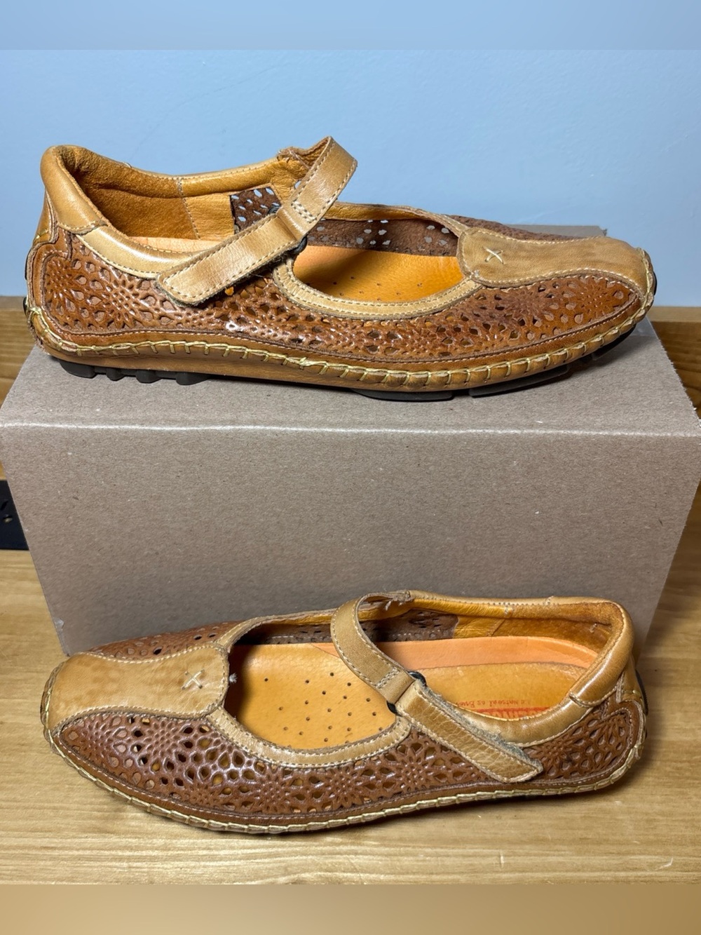 Pikolinos Women's Brown And Yellow MaryJanes Size 38 Or 7.5 To 8